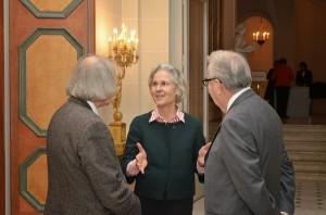 Le Président et Président d'Honneur de la FAFA en conversation avec Son Excellence, l'Ambassadeur de la République fédérale d'Allemagne, Madame Wasum-Rainer